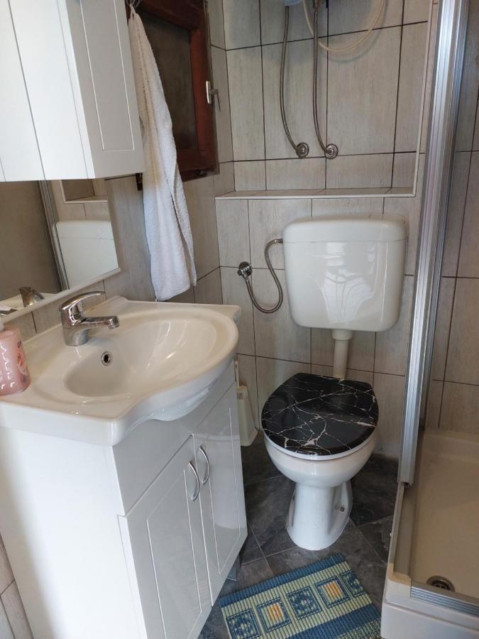Apartmani Igercic Stinica Exteriér fotografie